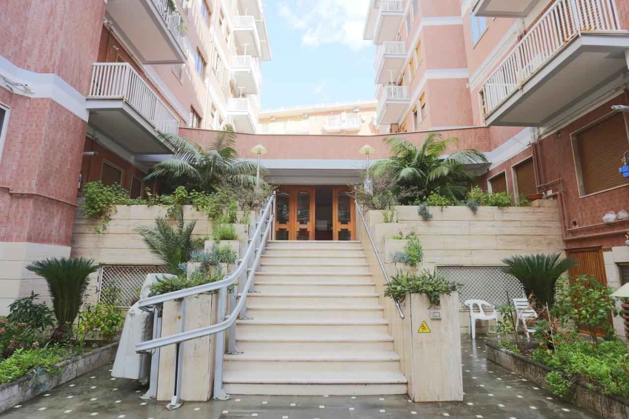 Le Stanze Di Mami Apartment Salerno Ngoại thất bức ảnh